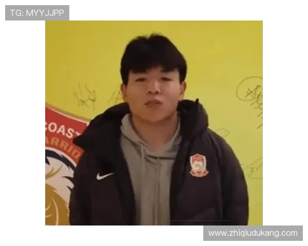 尴尬！前国脚之子留洋三年 0 球 0 助攻，回国无人问津转行娱乐圈